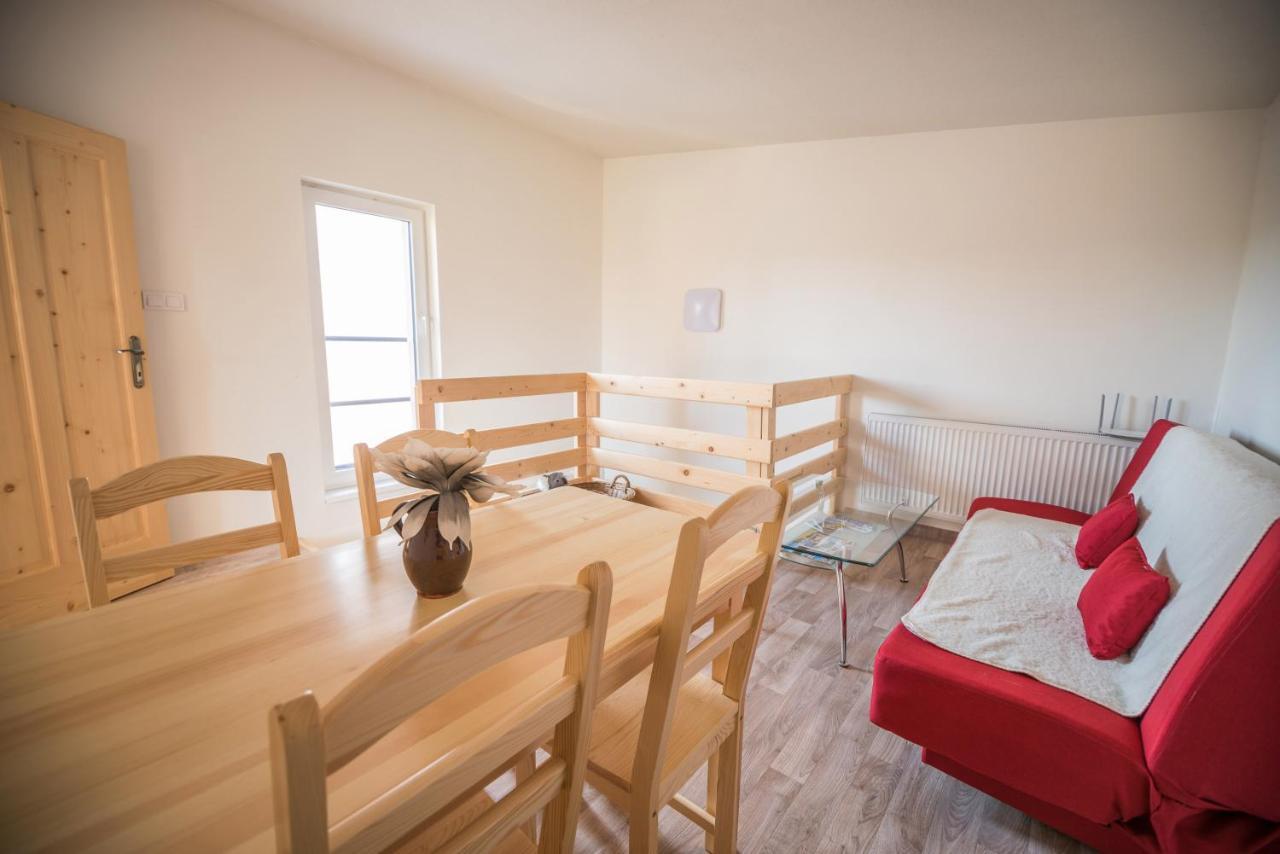 Apartman Emka Liptovský Mikuláš Dış mekan fotoğraf